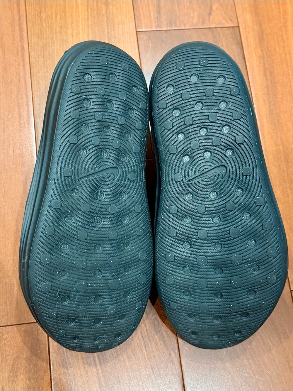 Nike ReactX Rejuven8 - Picture 6 of 8